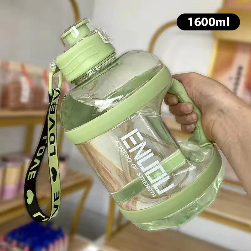 Gourde Sport Grande Capacité – 1.6L ou 2.4L, Design Carré & Poignée Portative accessoires