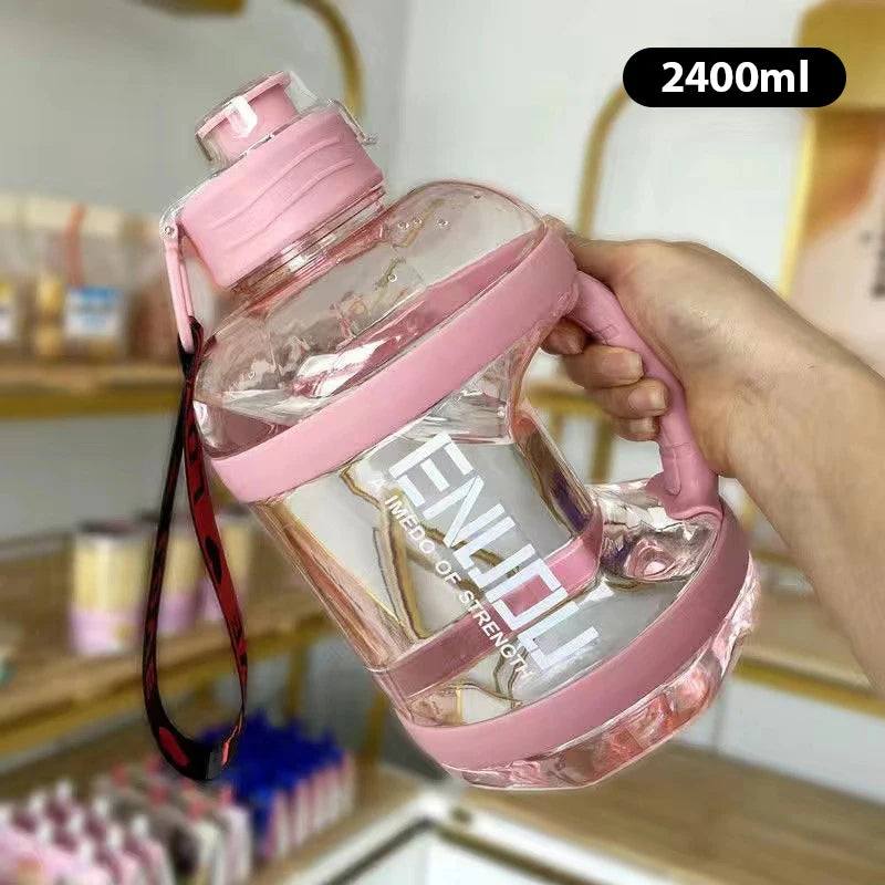 Gourde Sport Grande Capacité – 1.6L ou 2.4L, Design Carré & Poignée Portative accessoires