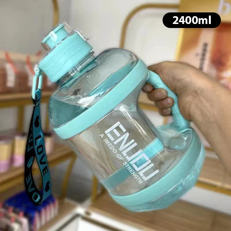 Gourde Sport Grande Capacité – 1.6L ou 2.4L, Design Carré & Poignée Portative accessoires