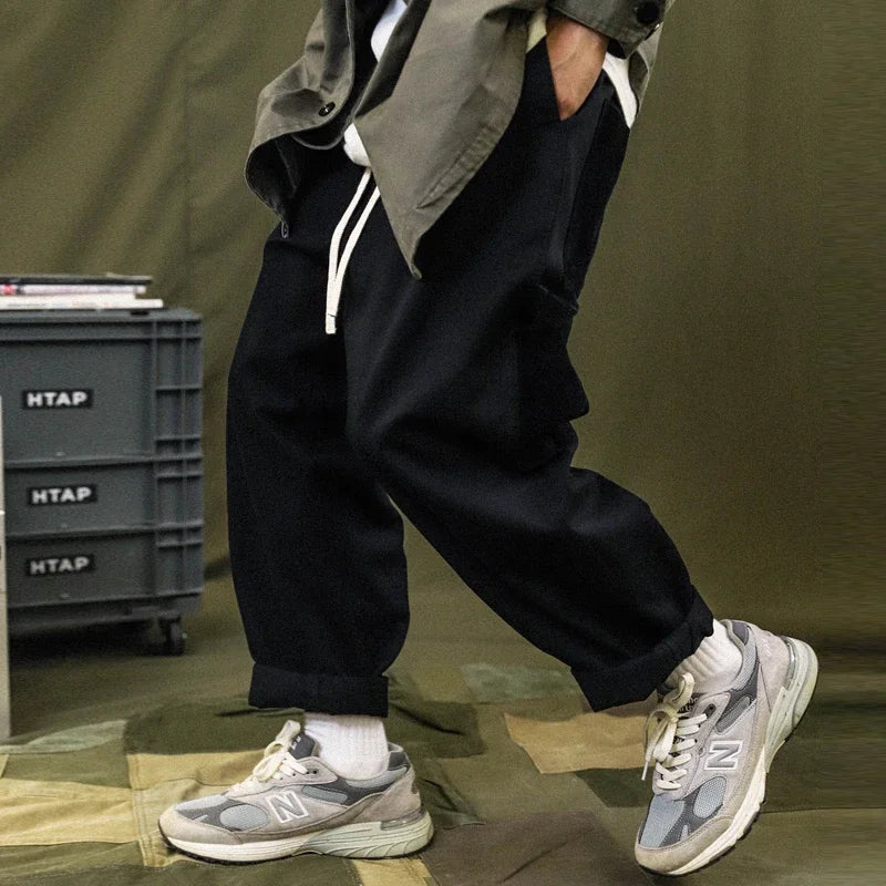 Pantalon Cargo Patchwork en Velours Côtelé pour Homme – Style Streetwear Décontracté avec Coutures Contrastées
