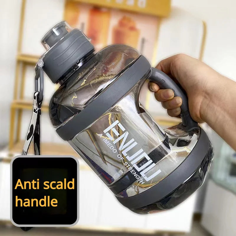 Gourde Sport Grande Capacité – 1.6L ou 2.4L, Design Carré & Poignée Portative accessoires